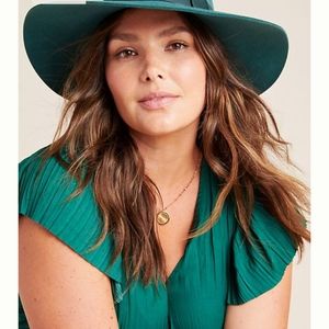 Anthropologie Sereia pleated Midi Dress